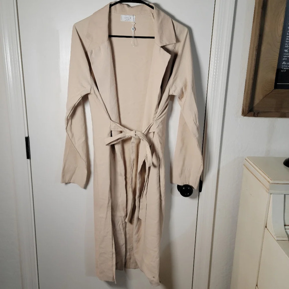 Lulus Sage the Label Gwyneth Tan Tie-Back Trench Coat | Size M | Style # 17323 - Picture 5 of 12